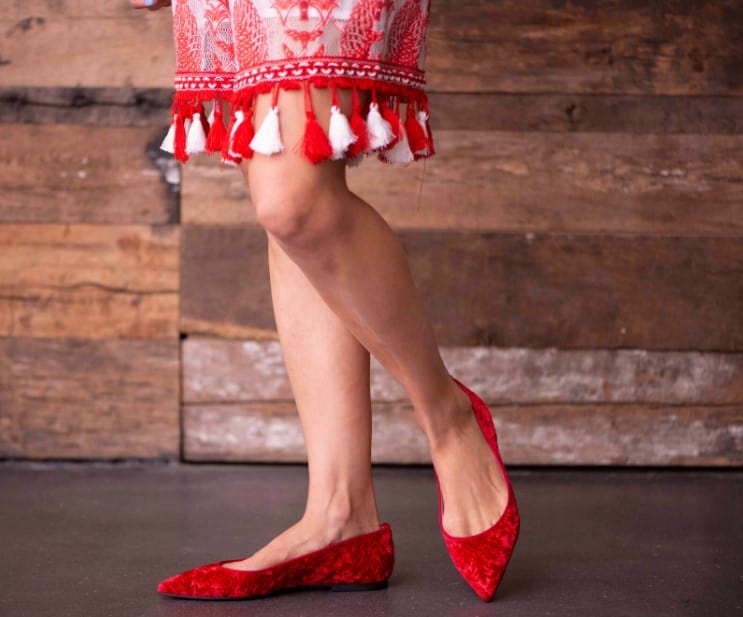 Red shoes are destroying bold