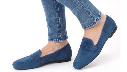 תמיד באופנה: הכל על נעלי מוקסינים